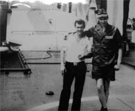 Луанда. День ВМФ, 1983г.Я в тропичке, рядом Сергей Смолыгин.